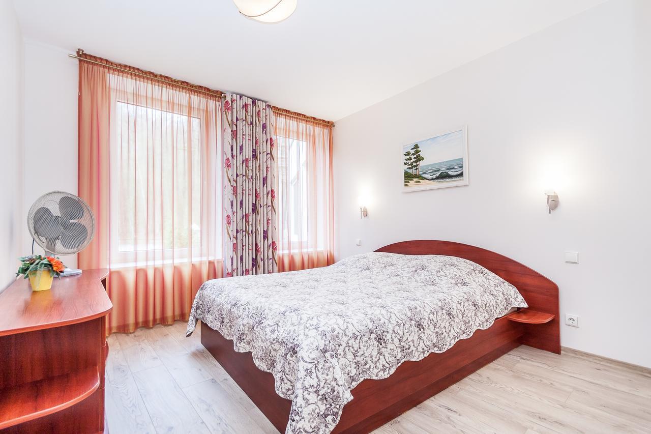 Apartamento Prie Azuolo Juodkrantė Exterior foto